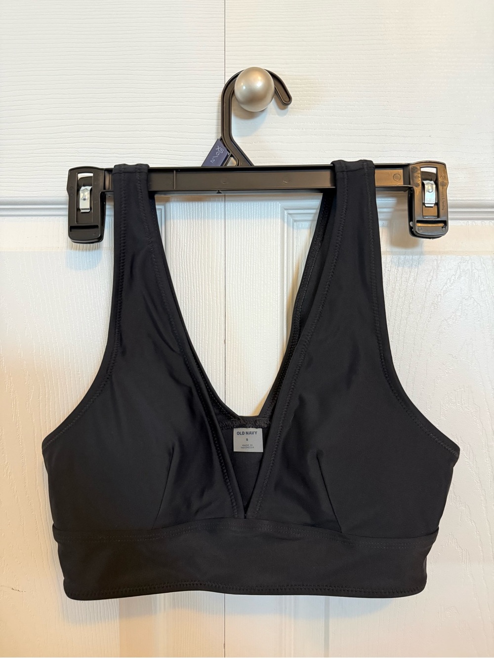 Old Navy Black V-Neck Swim Bralette